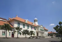 Urbanview Hotel Kota Tua Jakarta Отели в г. Западная Джакарта