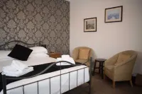 Village House Coaching Inn Hotels in Steyning