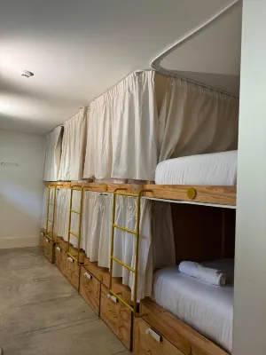 Surf & Sea Suites Hotels in Каркавелуш