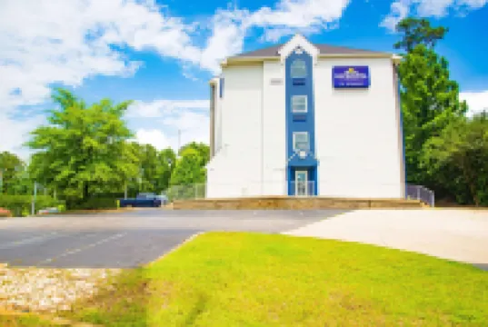 ไมโครเทล อินน์แอนด์สวีทส์ บายวินด์แฮม ดาฟนี/โมบีล