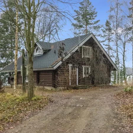 Kärkimökki