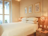 Hotel Casa la Mantilla by Faranda Boutique Hotels near The Vaults Square