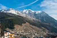 Hotel San Carlo Hotels in Valdidentro