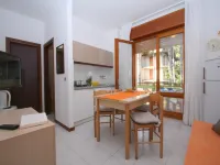 Flat in a villa surrounded by a garden - 2-Star