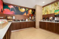 Fairfield Inn Roseville - breakfast