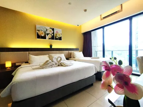 Genting Smokystaycationhut at Ion Delemen