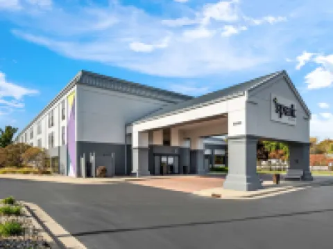 Spark by Hilton Stevensville Hotels in Berrien County