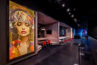 阿布扎比市中心萬豪飯店 - 酒吧