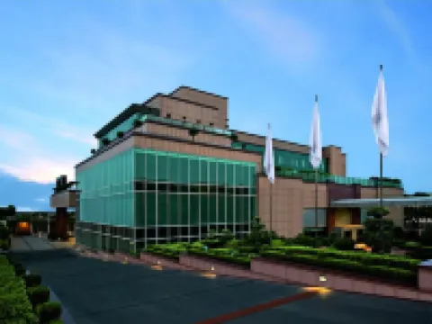 Taj Agra Hôtels à proximité de : Kalakriti Cultural & Convention Center