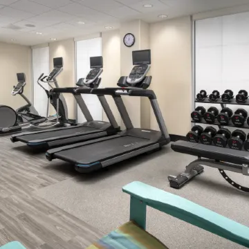 Home2 Suites by Hilton Atlanta Midtown Отели рядом с достопримечательностью «Театр «Фокс»»