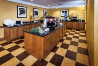 Hampton Inn & Suites Chesapeake-Square Mall - Bữa sáng