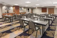 希爾頓歡朋套房飯店-蒙斯特 哈蒙德住宿飯店