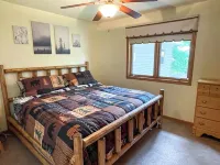 Lake Mohawksin Shores Unit C, Upper One bedroom Lakeside Apartment