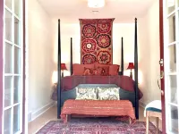 ★ Church House ★UNIQUE 2bd converted historic Wallace chapel, walk to everything Hotels in Wallace