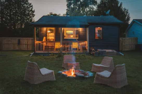 Up North feel in Clarkston, Lake cabin with kayaks Hotels in Independence charter Township