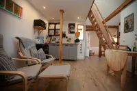Moosgrün accommodation-charming small apartment- vacation apartment Atelier