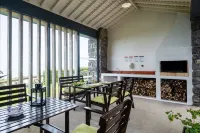 Holiday Cottage Rental with Shared Pool and Sea and Mountain View