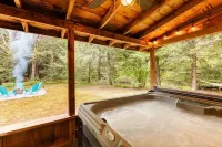 Scenic Adirondack Cabin w/ Hot Tub - River Bend - Chalets