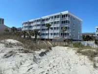 CLEAN! On the Beach! Best Views! FREE Beach Gear!