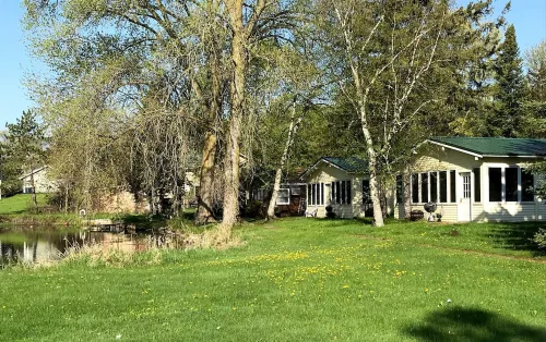 2 Bedroom Cottage On The Pond