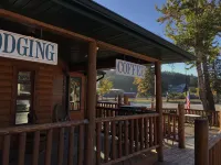 Mountain Peaks Inn, BEAR MOUNTAIN SUITE, Downtown Hill City