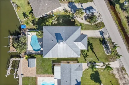 Gulf getaway! Boat dock, HEATED saltwater pool