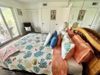 KEY LARGO Lake View Townhome