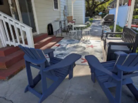 Charming Coastal Retreat in Willowbank near Downtown Georgetown Hotels in Georgetown