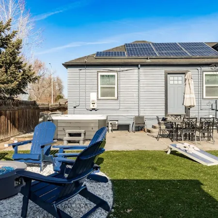 ARCADE - FIRE PIT - HOT TUB - BACKYARD GAMES - OLDE TOWN HISTORIC DISTRICT