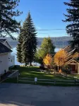 CJ's Lakeview Cabin HotTub Spotless! GameRoom Parking Stocked Kitchen