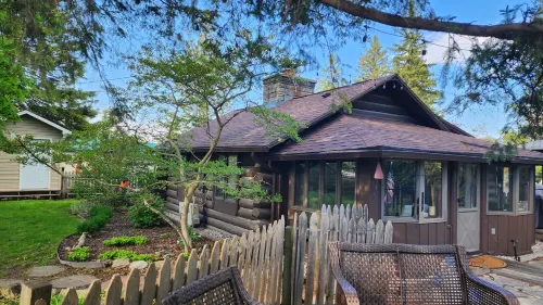 Private River Frontage Cabin! 🌲🚣‍♂️ Paddle, Float, and Relax to Burt Lake!