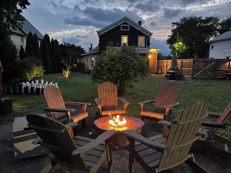 Catskill Ski Hike Lake Pet Main St Pool Отели в г. Катскилл