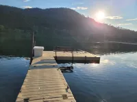 10 Acre Private riverfront retreat w/ dock and 1,000 ft waterfront