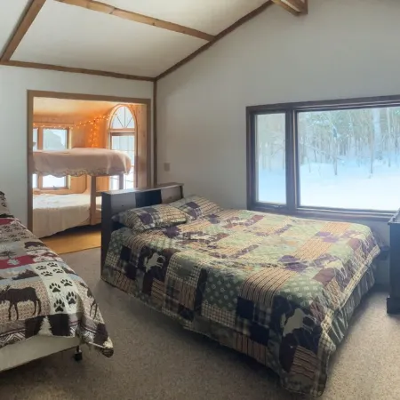Cozy Cabin located directly on the ORV trail. Peace & seclusion.