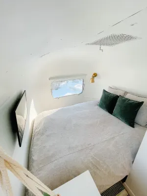 Restored 1973 Airstream Land Yacht Hotels near Yakima Bible Baptist Church