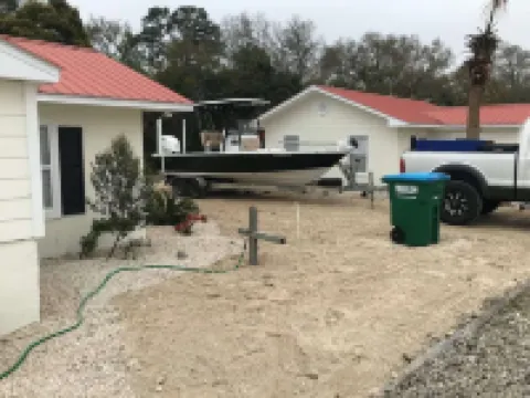 The Oyster Bed- Riverwalk Cottages Unit 204 B Hotels in Carrabelle