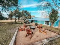 Mogford Manor - 1930's Hill Country Charmer Hotels near Luckenbach Texas General Store