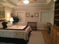 Modern Barndominium on 20 quiet acres 10 miles from Round Top Antique Fair