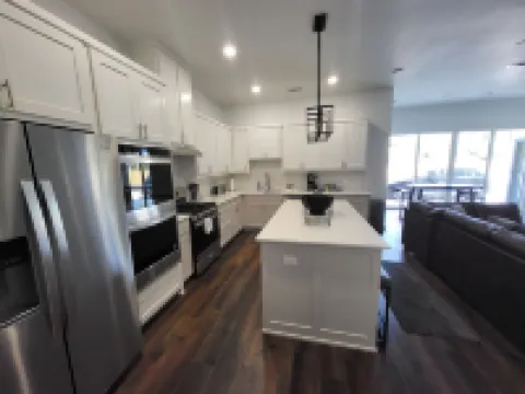 Newly Renovated Modern Farmhouse Style Close to the Heart of Fort Worth