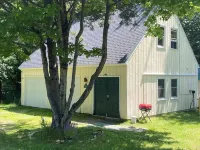 Stratton; 5 Min. Pikes Falls, 1 Min. Fire Pit, Pets Welcome!