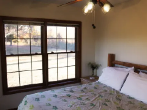 3  Minutes to Giant City - 6 Minutes to SIU - 4 Minutes to Shawnee Winetrail! Hotels in Makanda