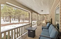 Serene Historic Cottage: Mountain Views, Hot Tub, Fire Pit, Fireplace, Snowbowl