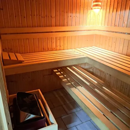 Geräumige Ferienwohnung "dresdner Stadt-terrasse" für 5 Erw., Kinder Willkommen