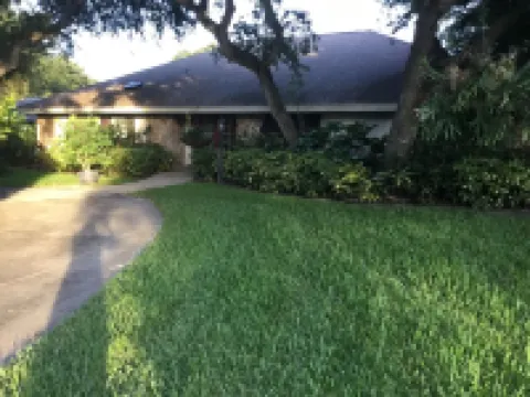 Private Beach! Pool, Hot Tub  < New 10% Discount During season… Hotels in South Beach