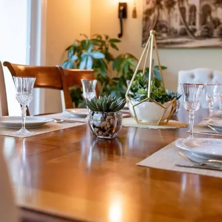 Luxury Resort Style, Heated Pool, 10 Mins to Gulf Mexico Beaches