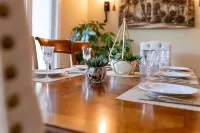 Luxury Resort Style, Heated Pool, 10 Mins to Gulf Mexico Beaches