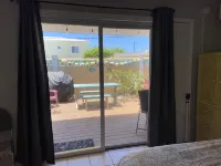 Convenient central Marathon location, canal view.