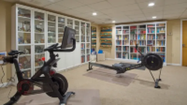 Maison de Blue et Blanc, Exquisite Home Close to Town, Campus, & Beaver Stadium