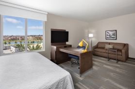 Hampton Inn & Suites San Diego Liberty Station
