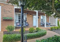 Maple Roost - A Stroll to Downtown Columbia & Square